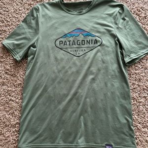 Patagonia T-shirt size small